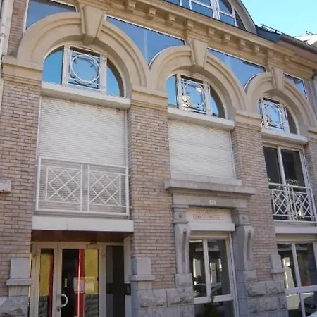 Appt 6- 8 Personnes Plein Centre Cauterets 2 Places Parking Exterior photo